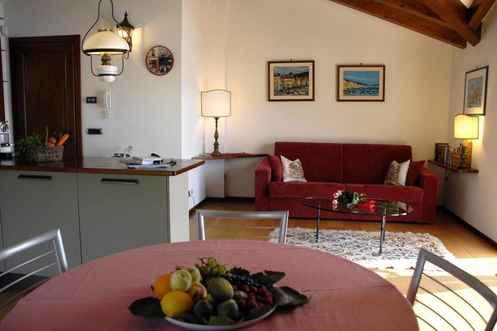 Alveluu Ristorante E Suites Тремеццо Номер фото