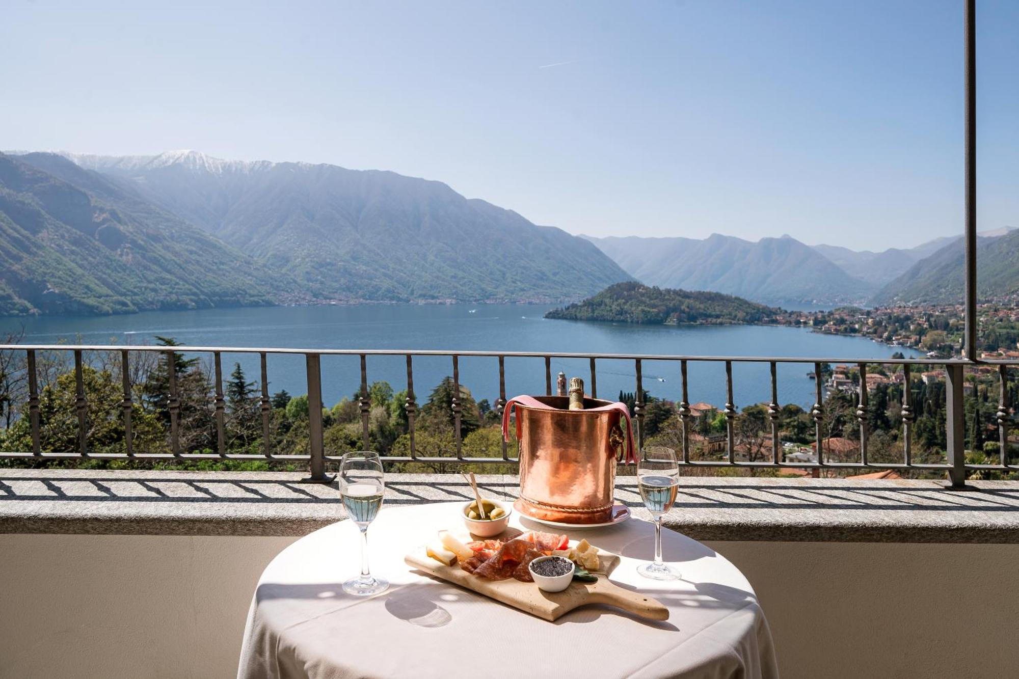Alveluu Ristorante E Suites Тремеццо Екстер'єр фото